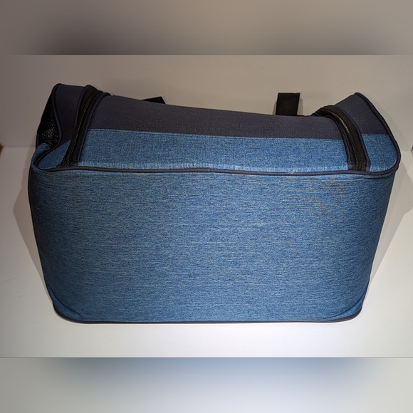 Pet carrier - Picture 2 of 4